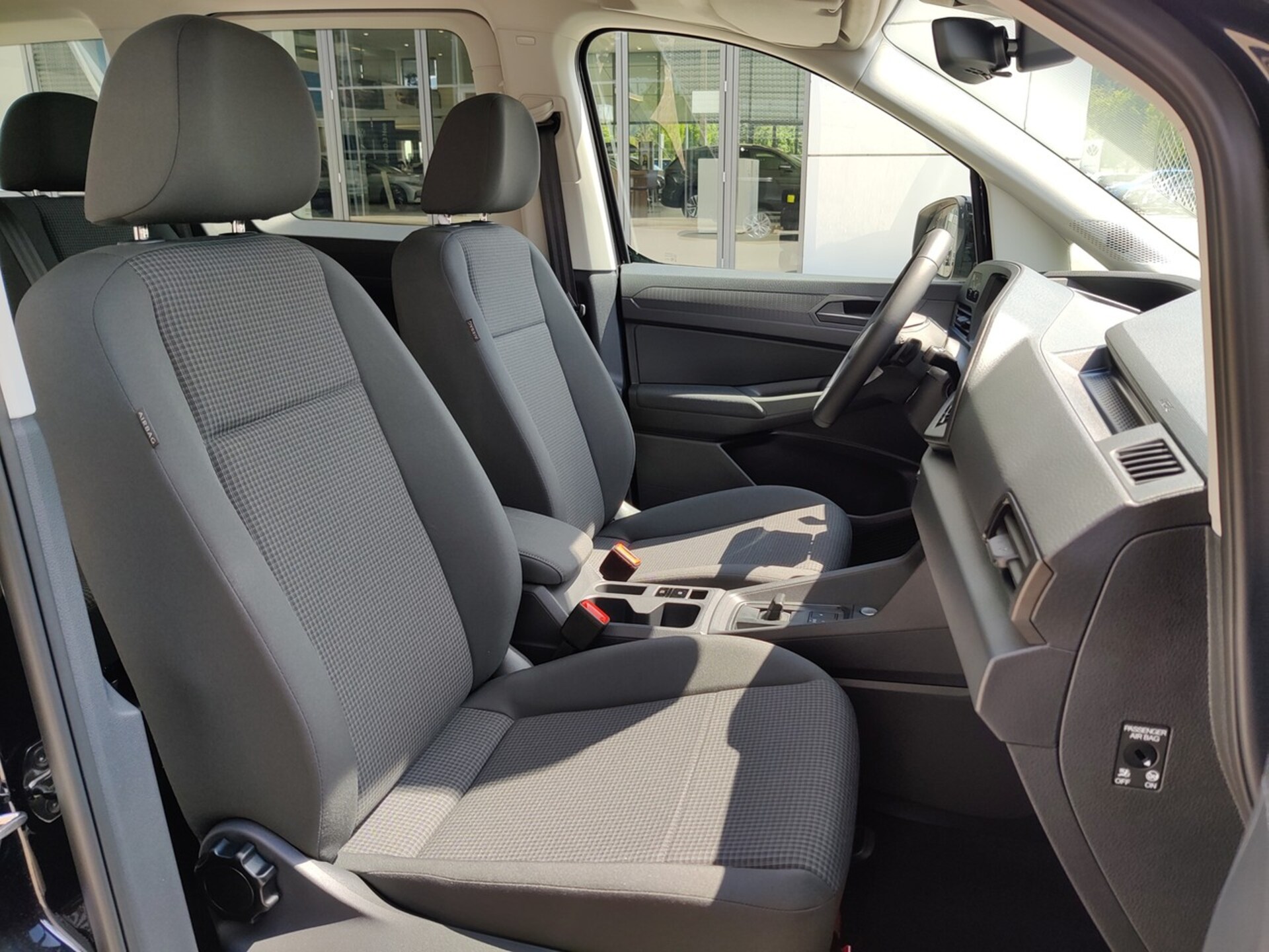Volkswagen Caddy Basis-Modell