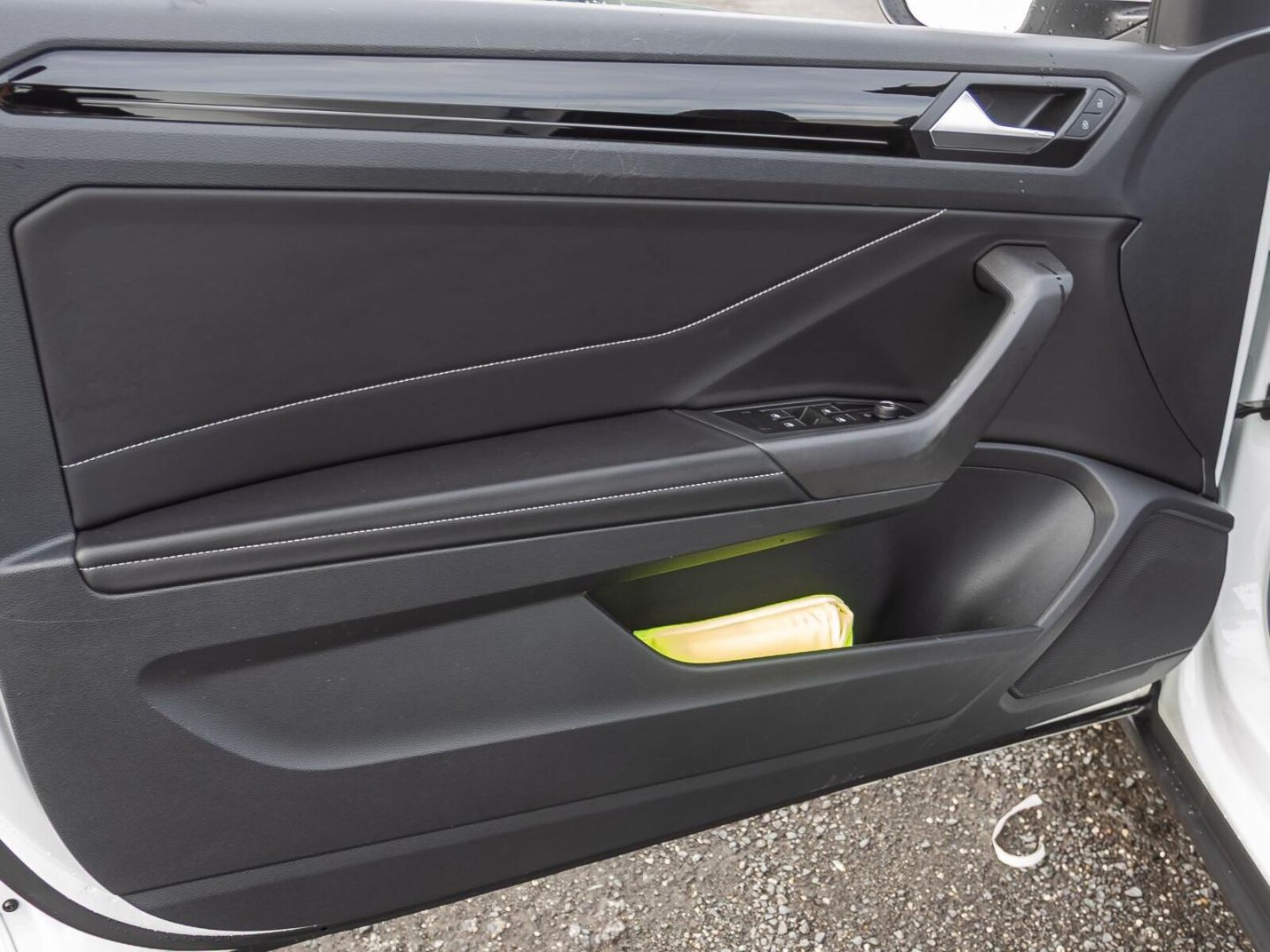 Volkswagen T-Roc Cabriolet – Bild 12