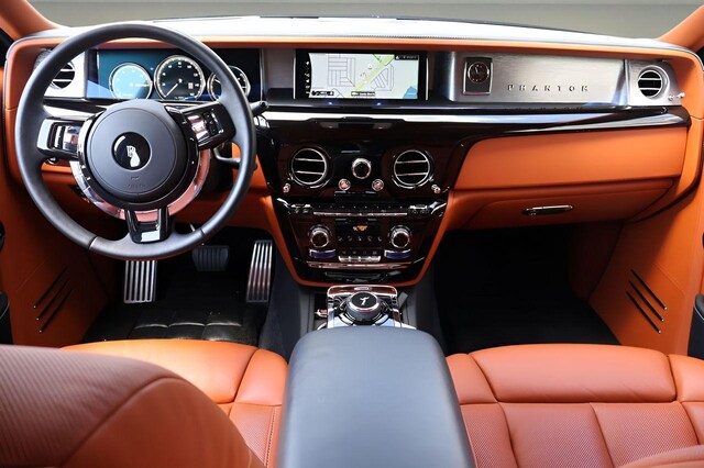 2020 Rolls-Royce Phantom