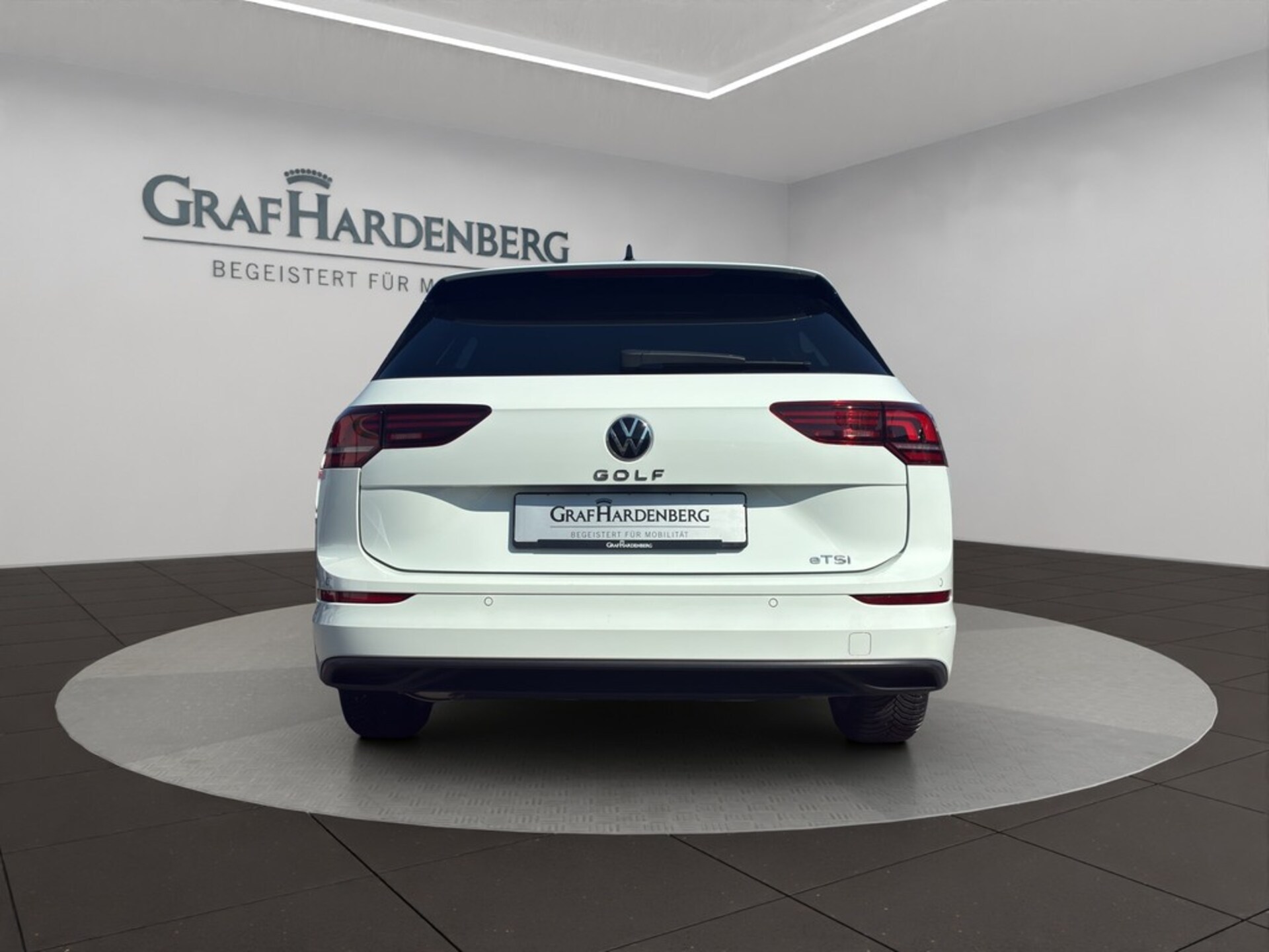 Volkswagen Golf Variant Life