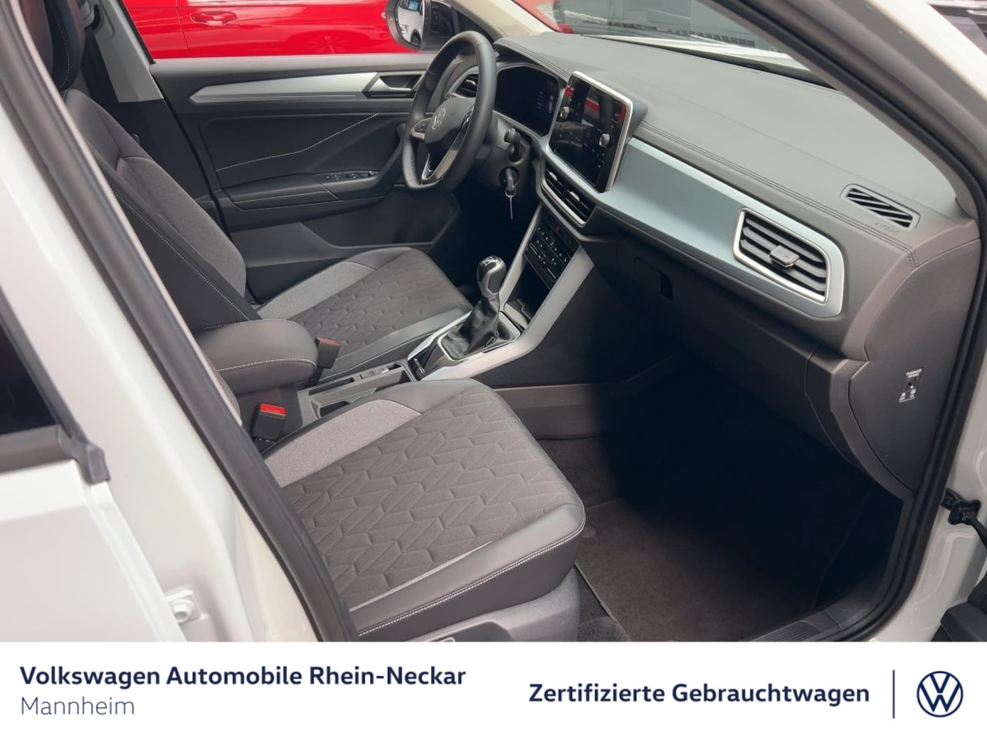 Volkswagen T-Roc Life