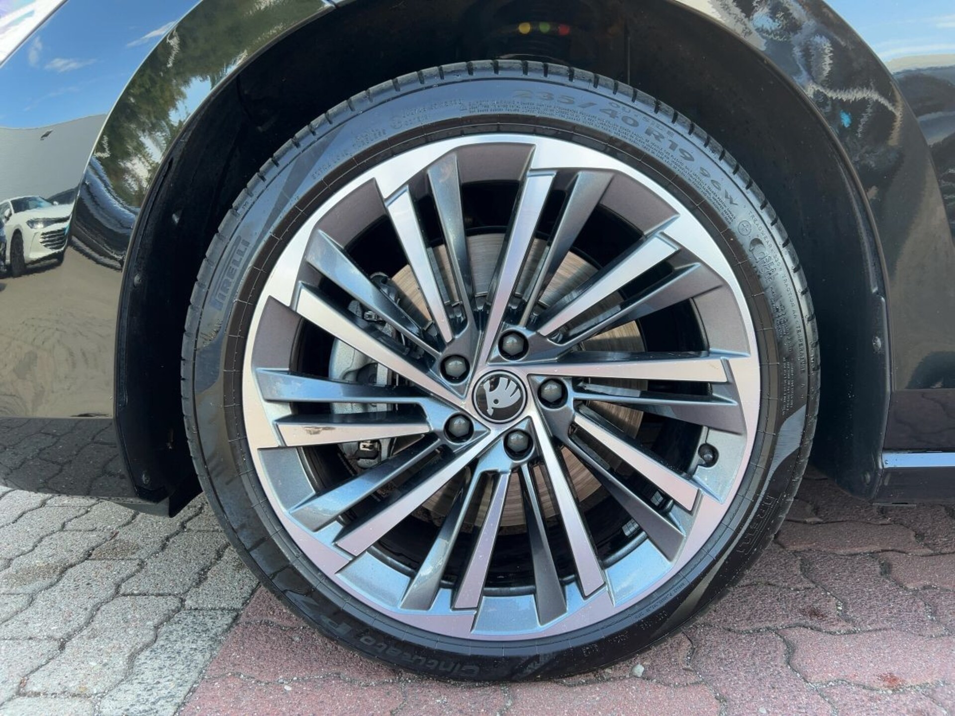 Skoda Superb Combi Laurin & Klement