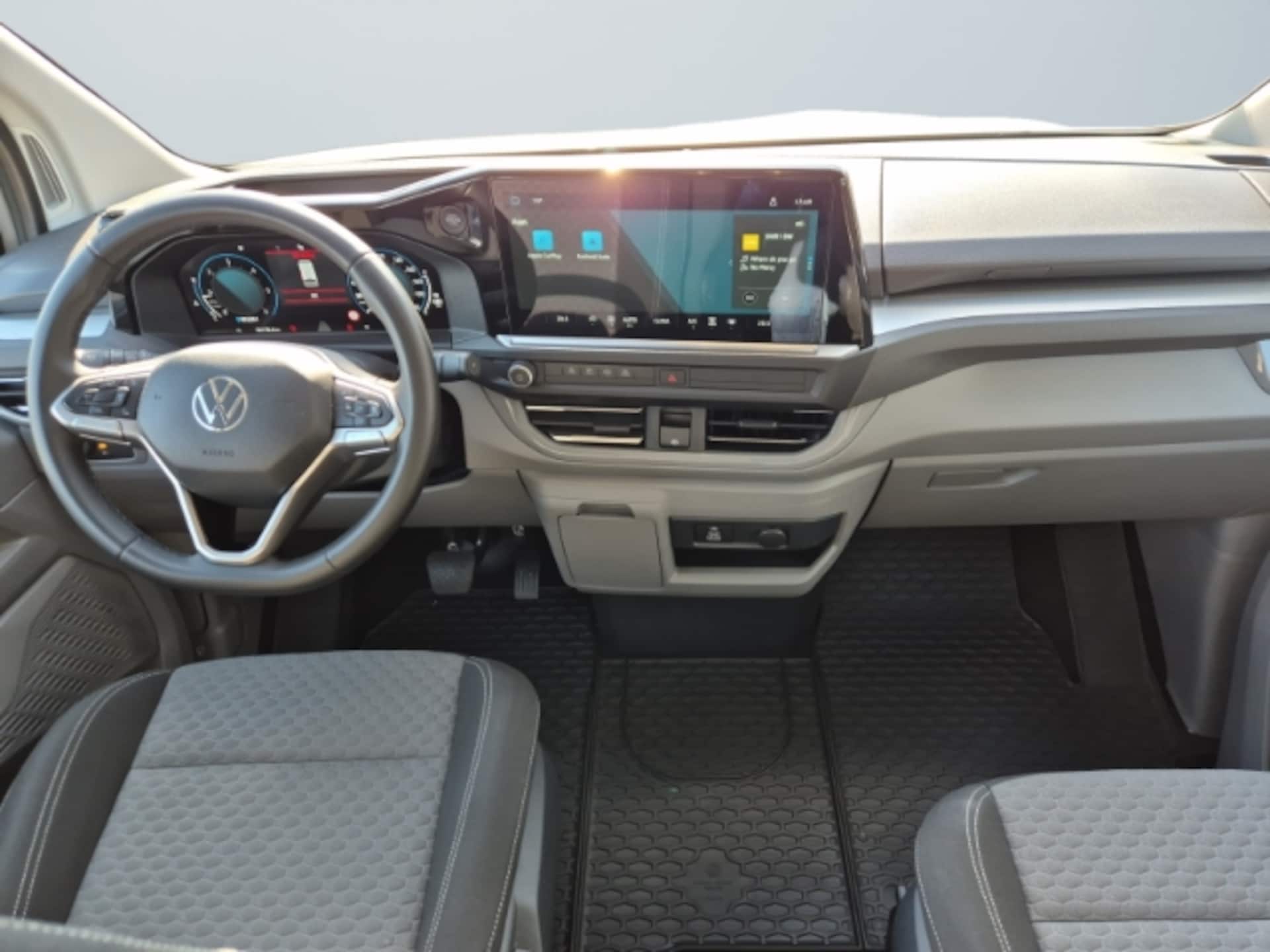 Volkswagen Caravelle langer Radstand Life