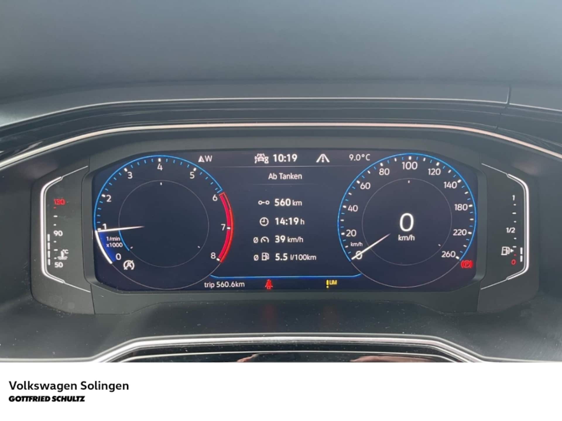 Volkswagen Polo Active