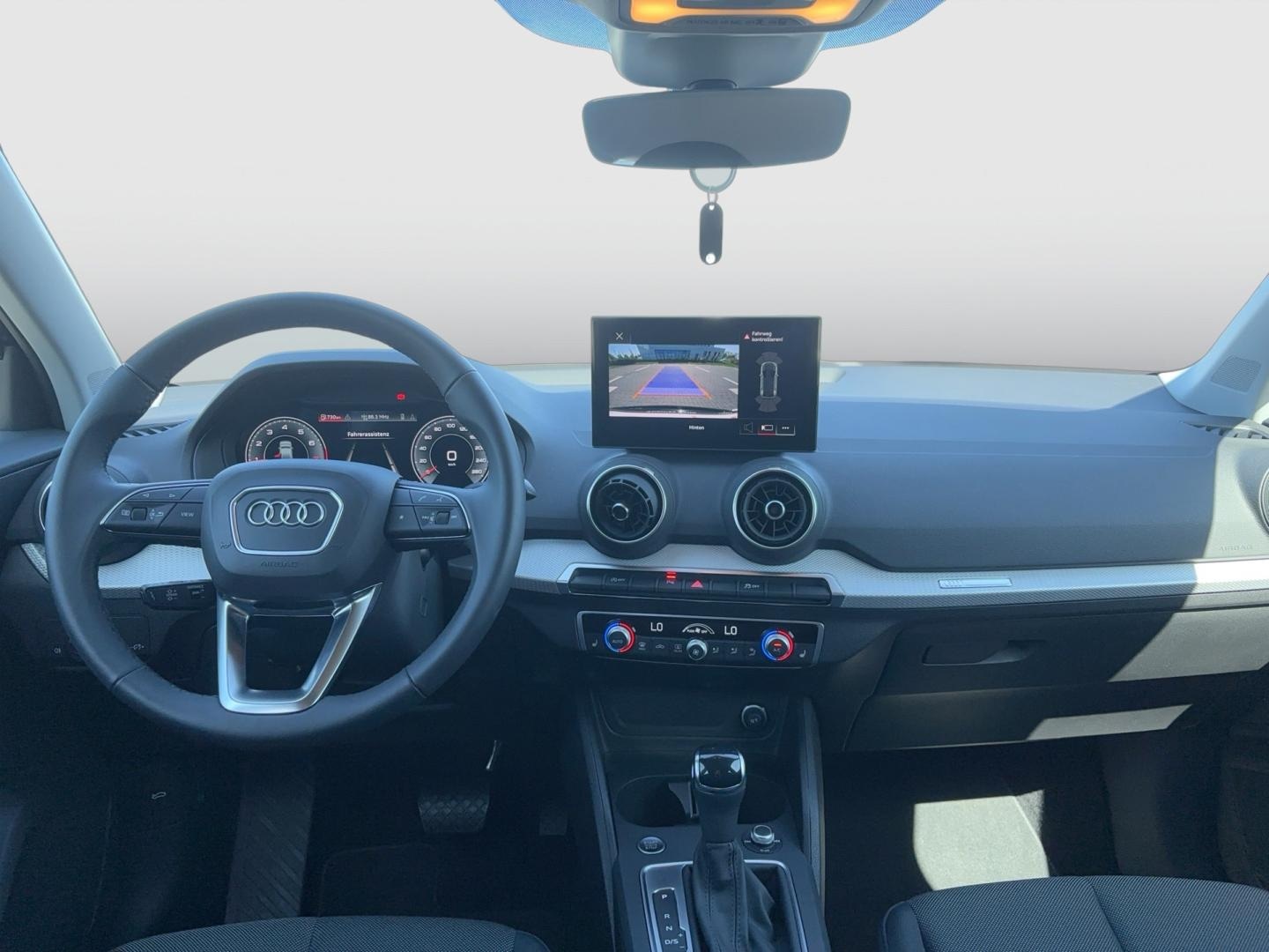 Bild über Audi Q2 advanced 35 TFSI S tronic - für weitere Informationen kontaktieren Sie den Audi Partner
