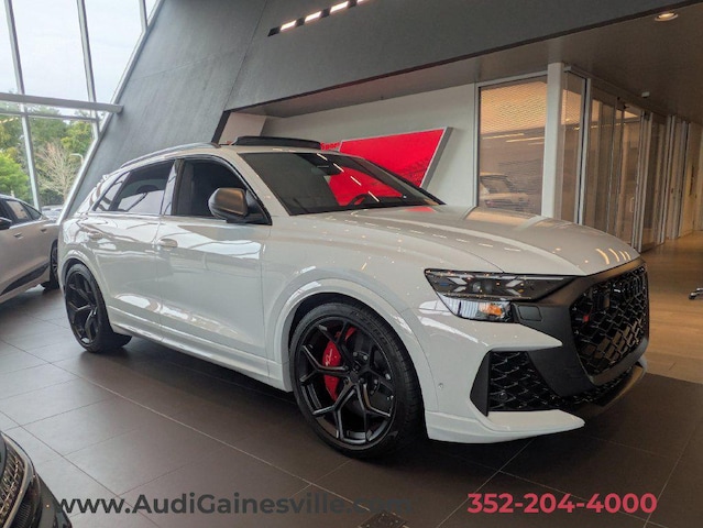 Photo of 2026 Audi RS Q8 SUV performance