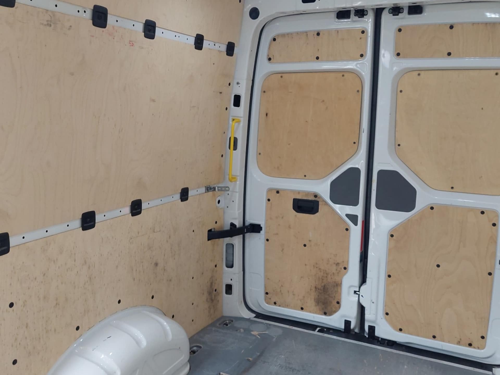 Volkswagen Crafter Kasten mittlerer Radstand