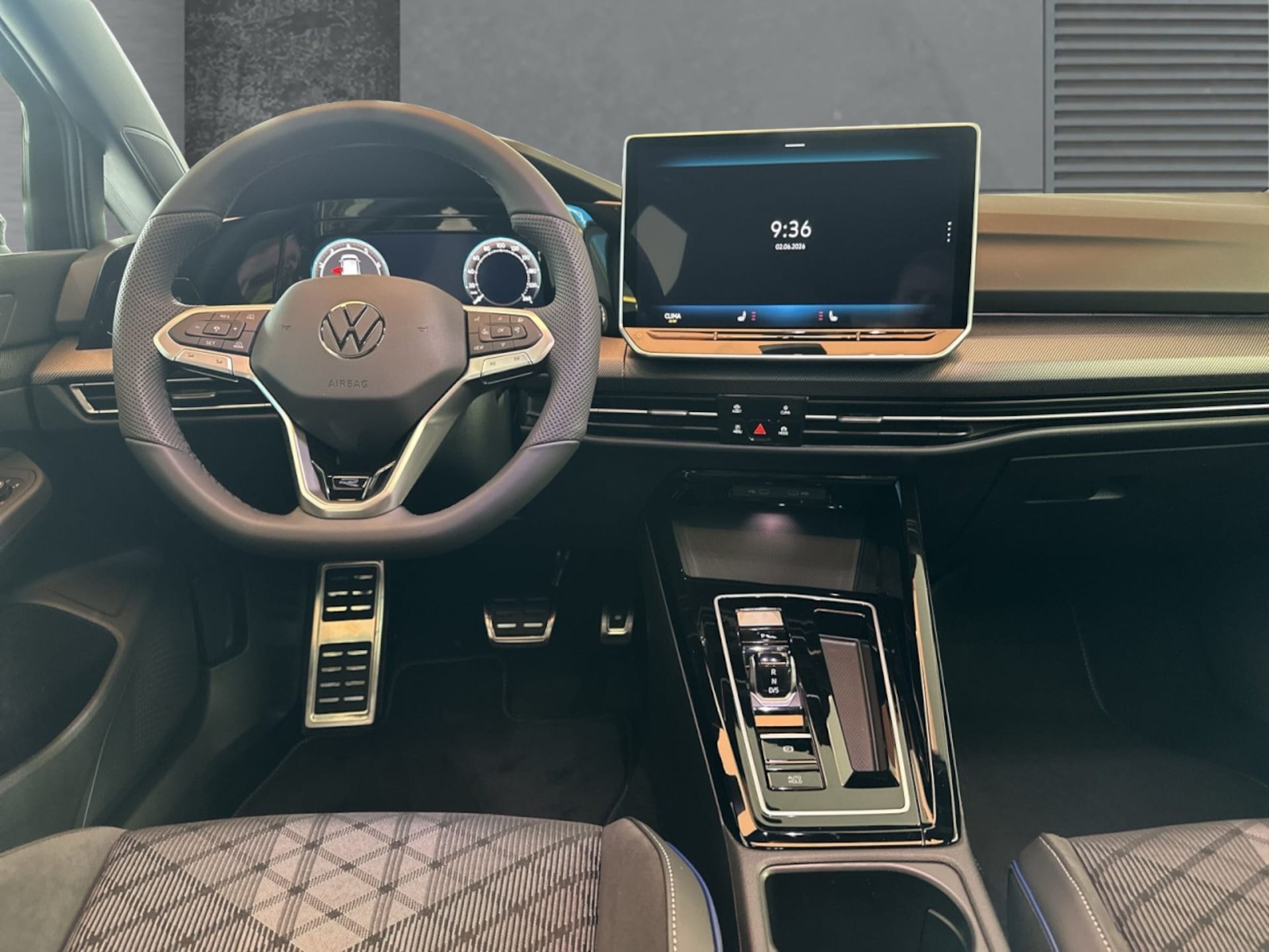 Volkswagen Golf R-Line