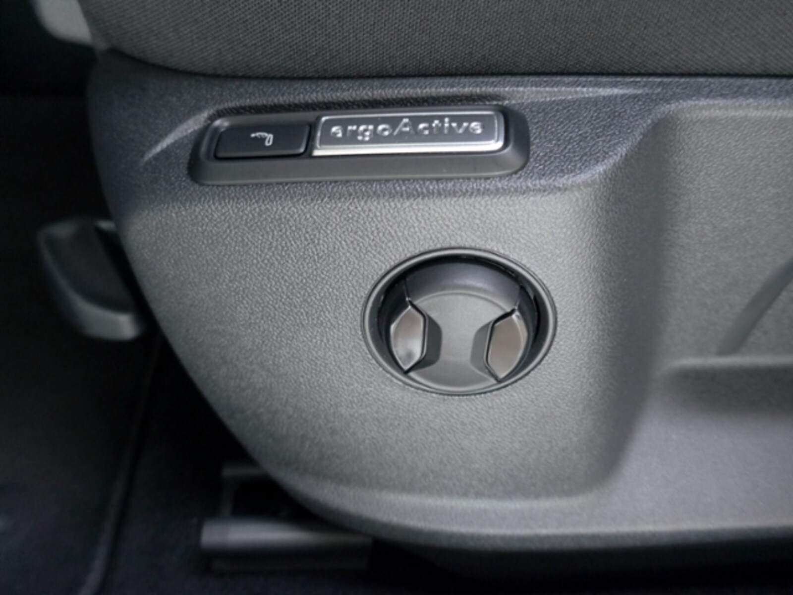Volkswagen T-Roc – Bild 7