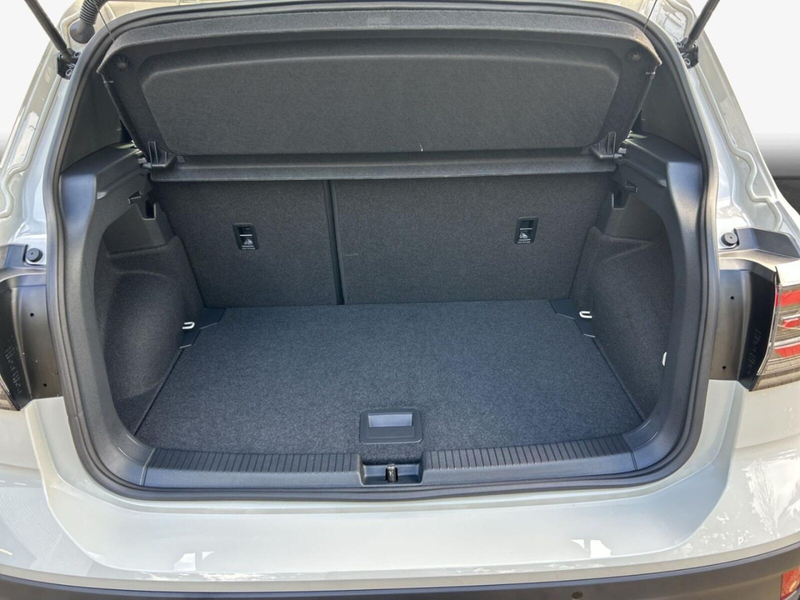 Volkswagen T-Cross – Bild 8