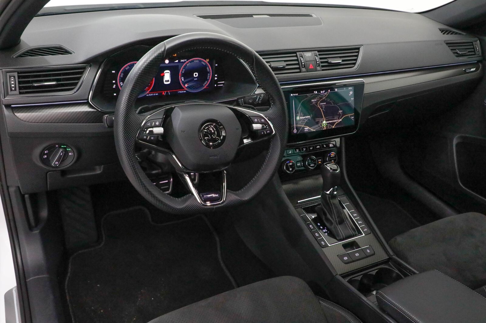 Škoda Superb Combi – Bild 16