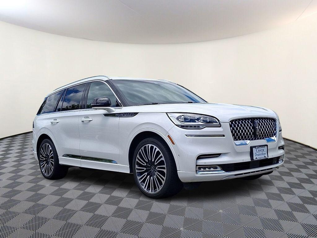 2023 Lincoln Aviator