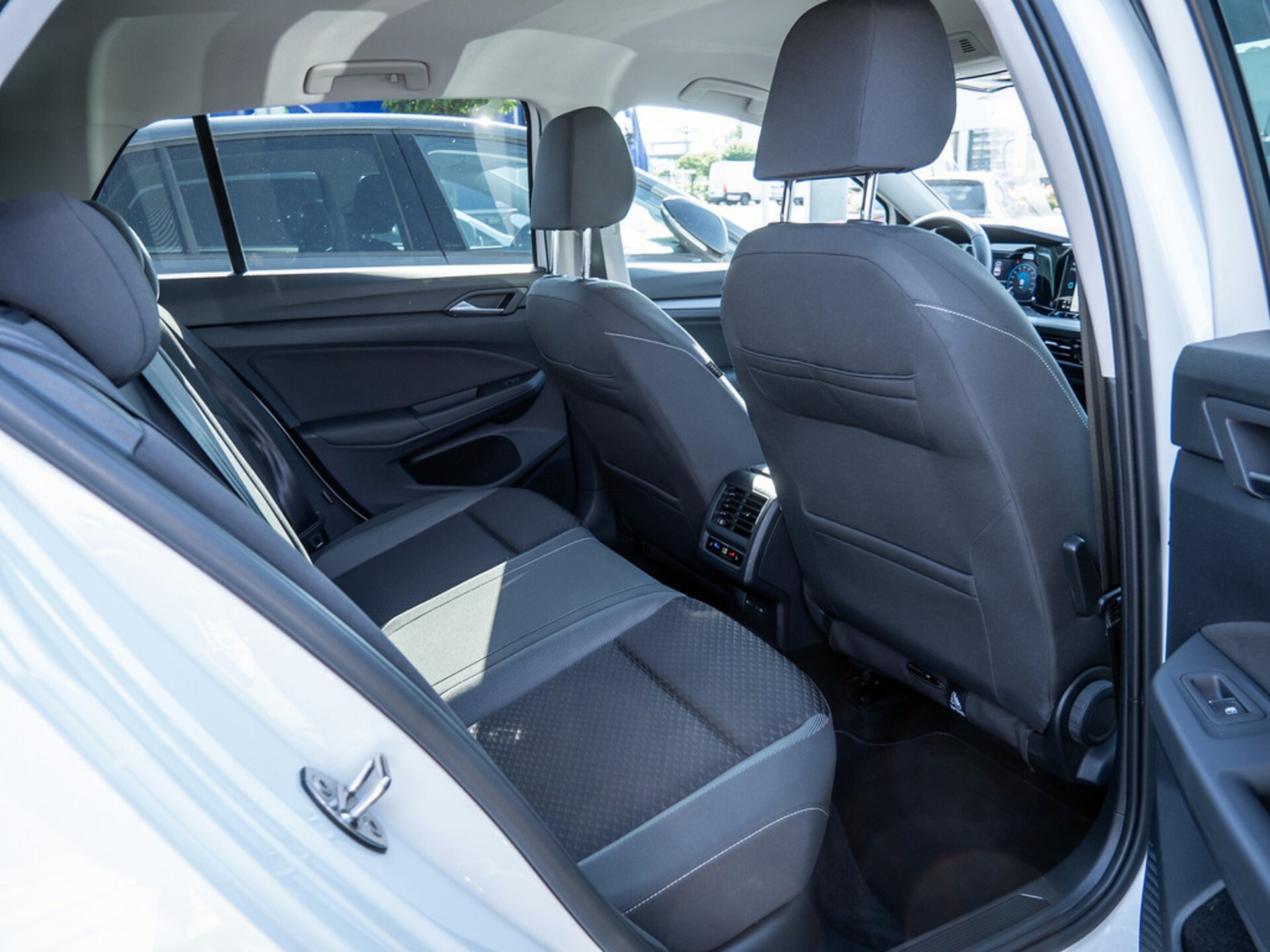 Volkswagen Golf Active