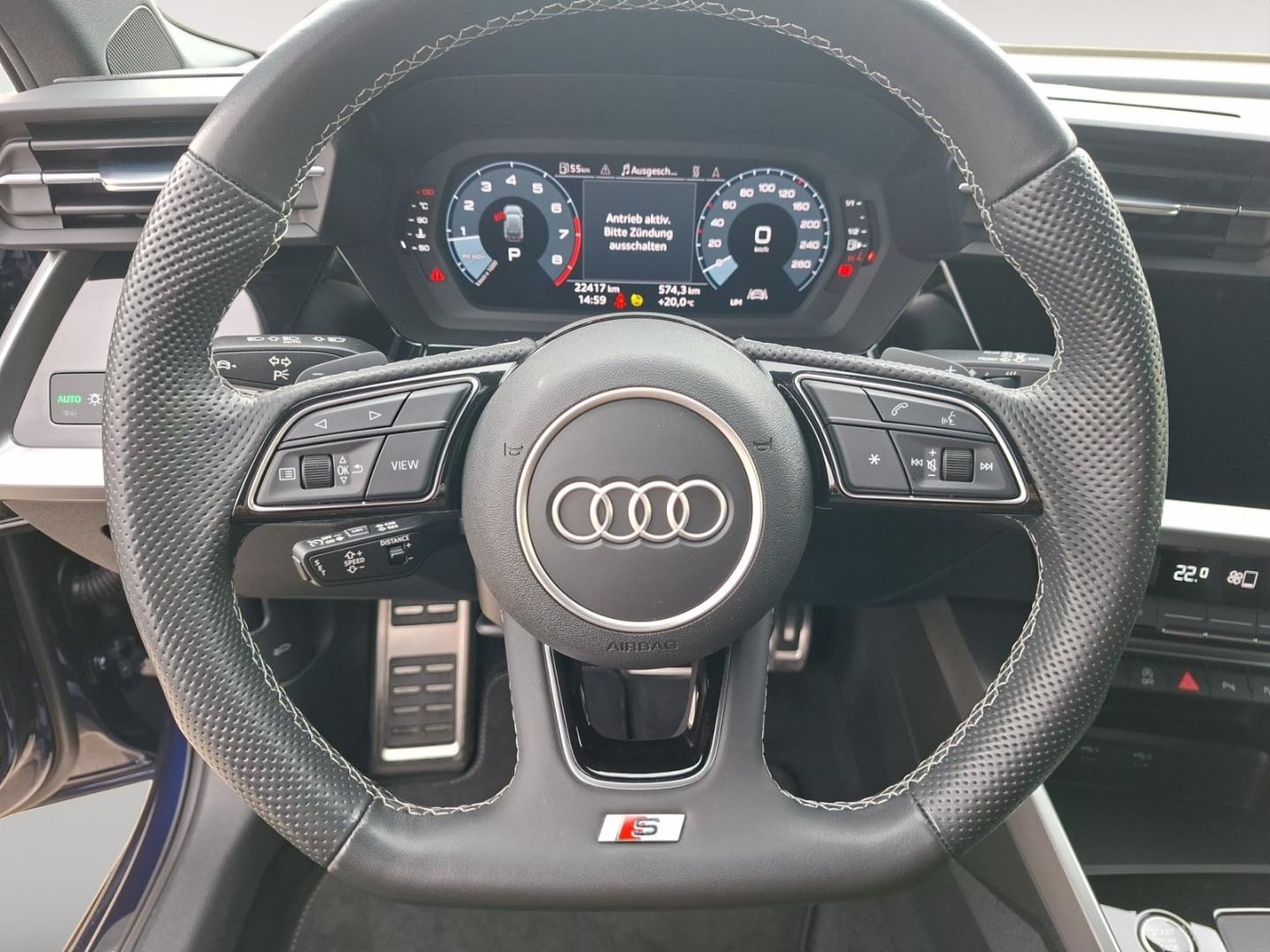 Bild über Audi A3 Sportback S line 35 TFSI S tronic - für weitere Informationen kontaktieren Sie den Audi Partner