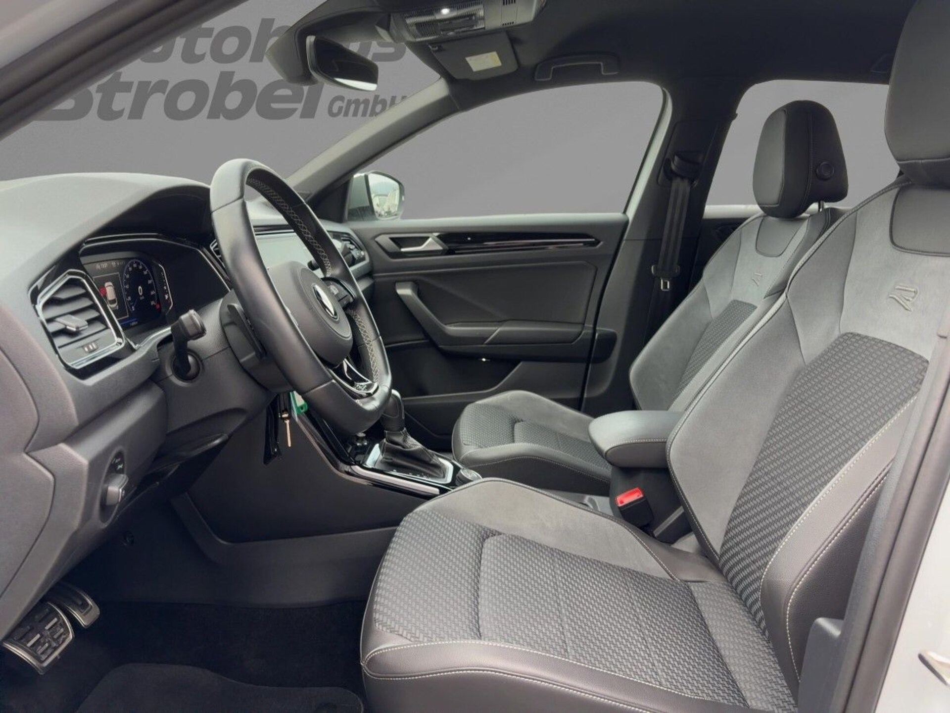 Volkswagen T-Roc R
