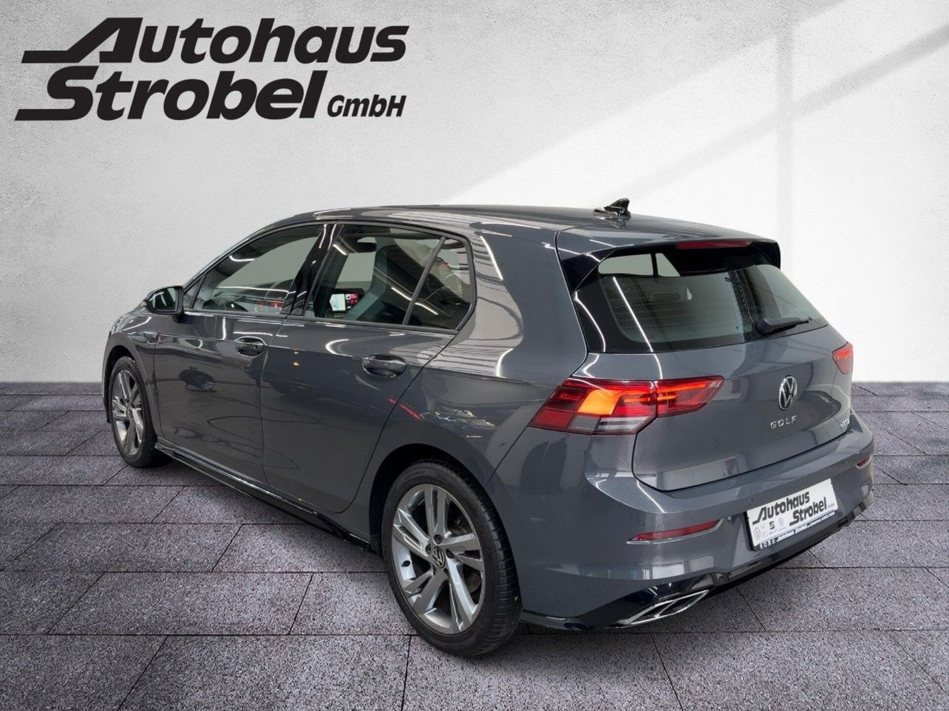 Volkswagen Golf R-Line
