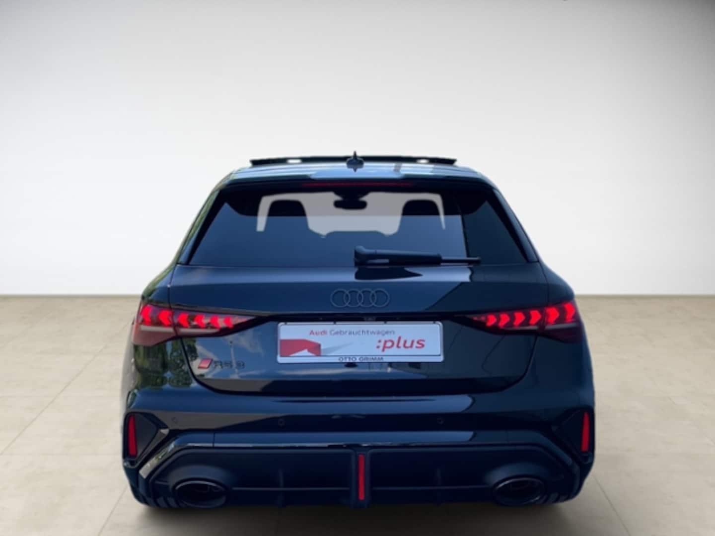 Bild über Audi RS 3 Sportback TFSI quattro S tronic - für weitere Informationen kontaktieren Sie den Audi Partner