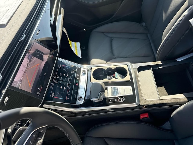 2026 Audi Q7 Premium Plus - Photo 10
