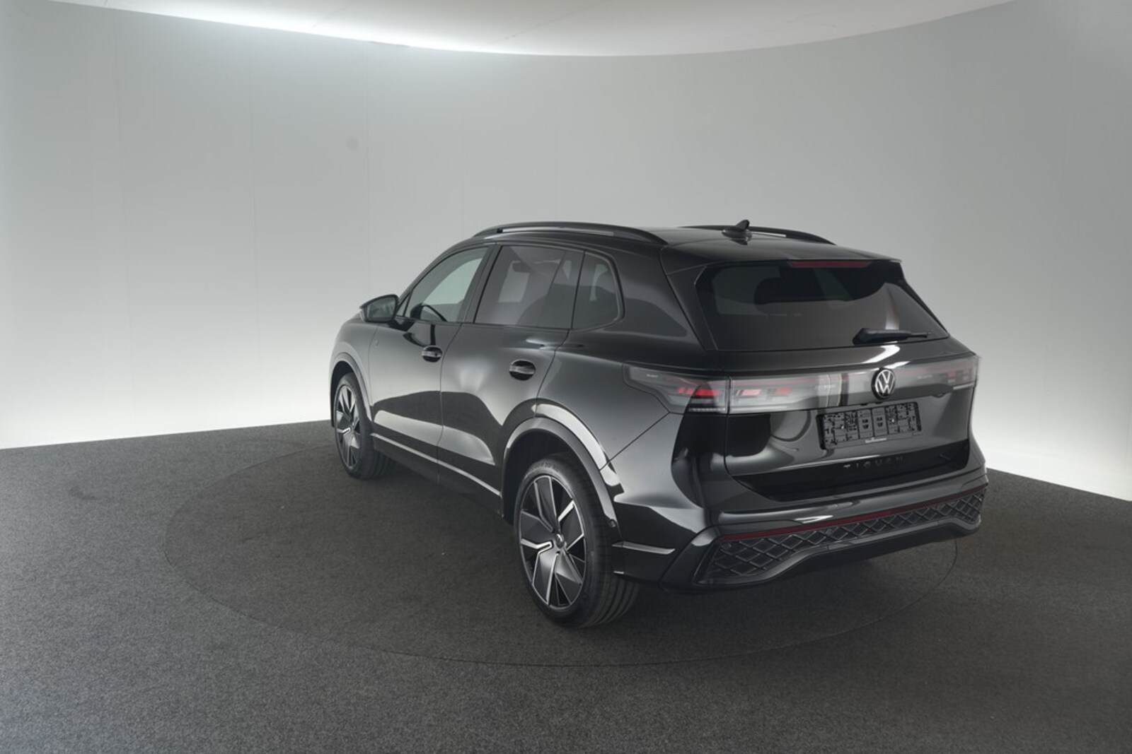 Volkswagen Tiguan – Bild 9