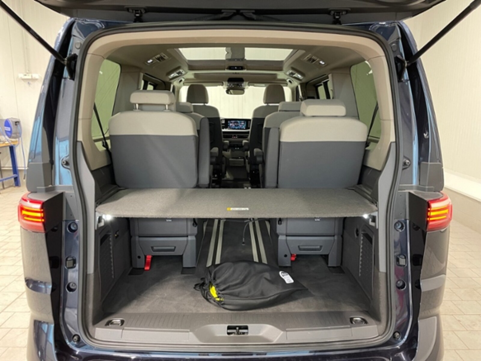 Volkswagen Multivan Langversion – Bild 6