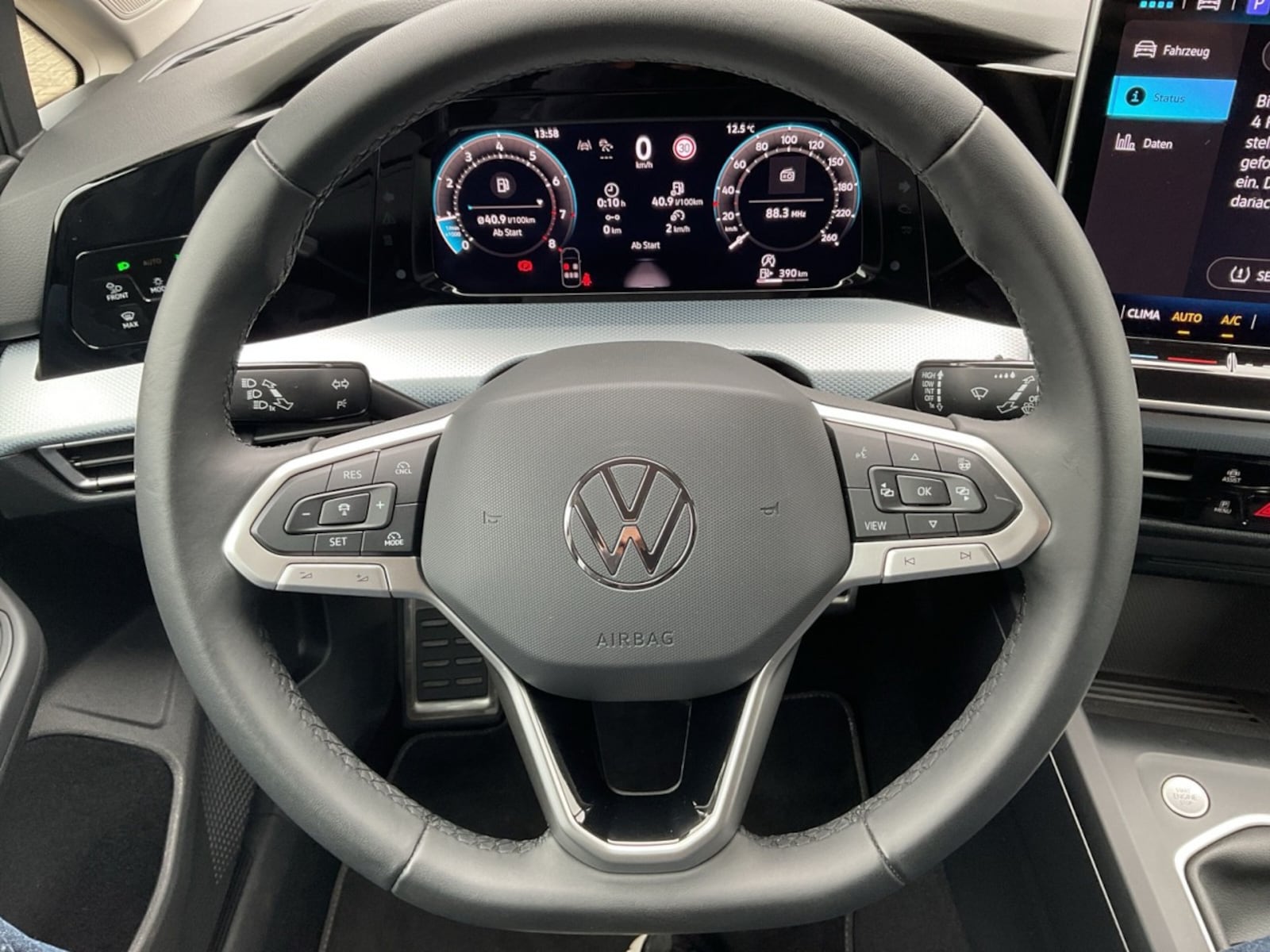Volkswagen Golf Variant – Bild 24