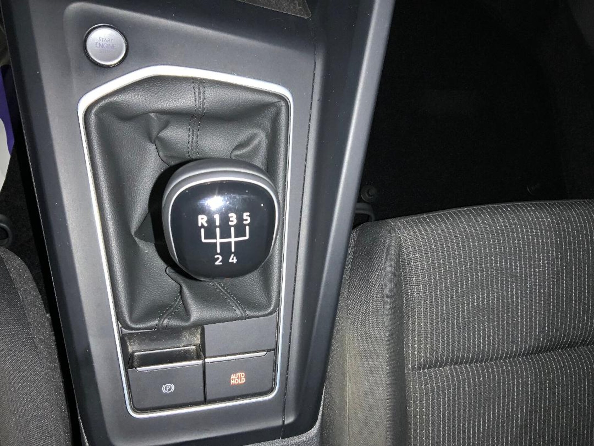 Volkswagen Golf Basis-Modell