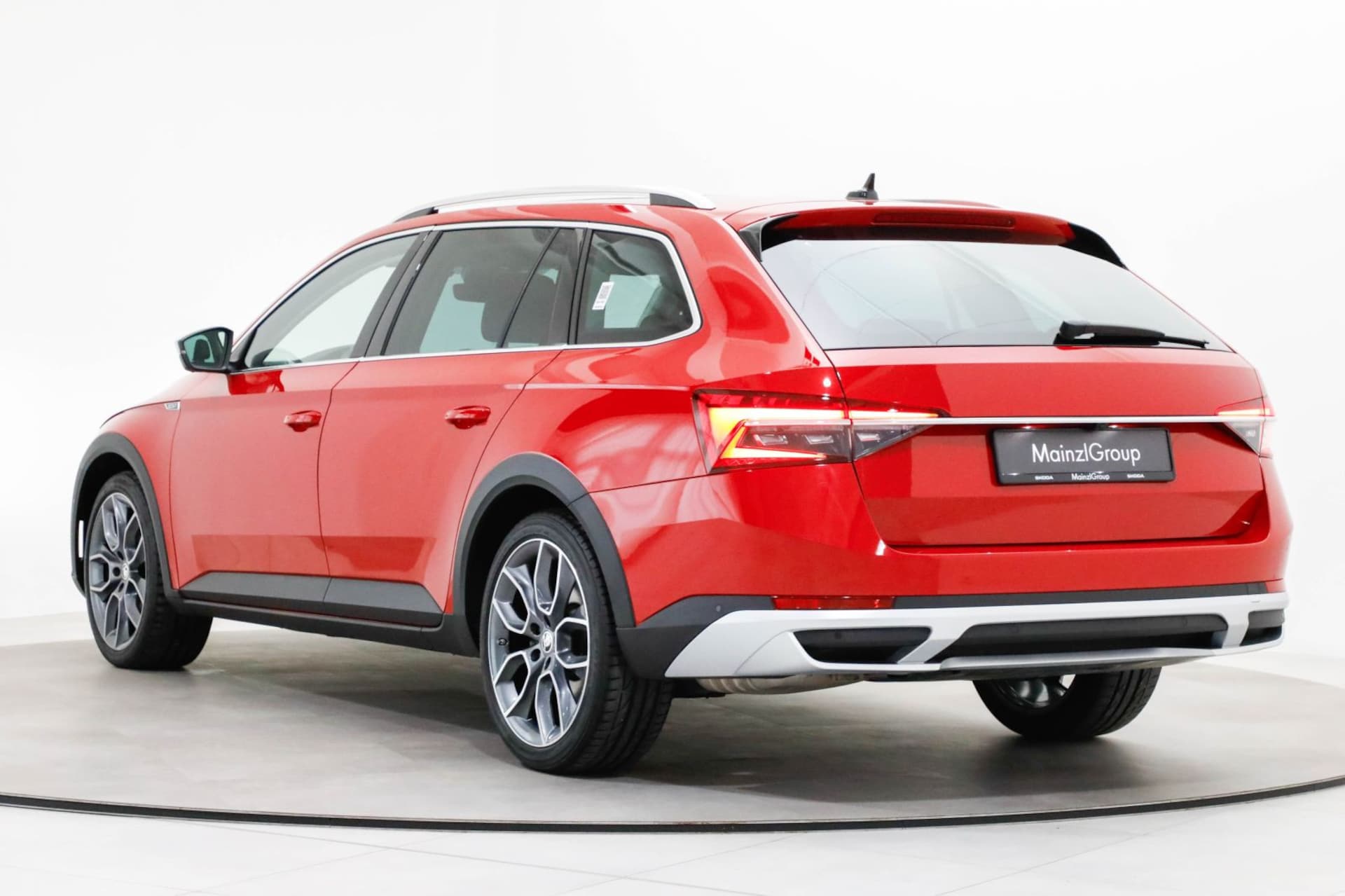 Skoda Superb Combi Scout