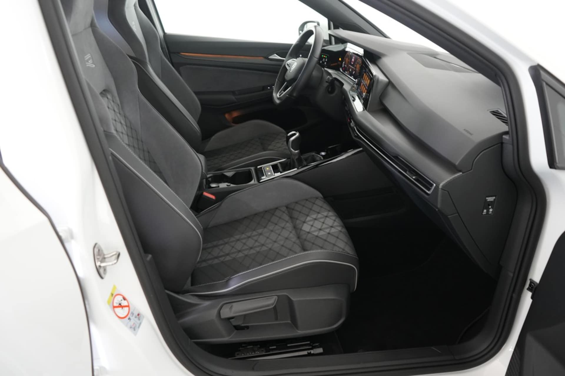 Volkswagen Golf R-Line