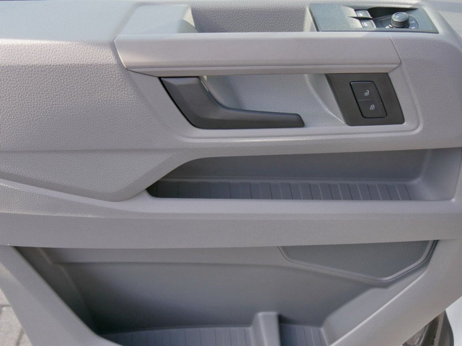 Volkswagen Crafter Kasten langer Radstand – Bild 11