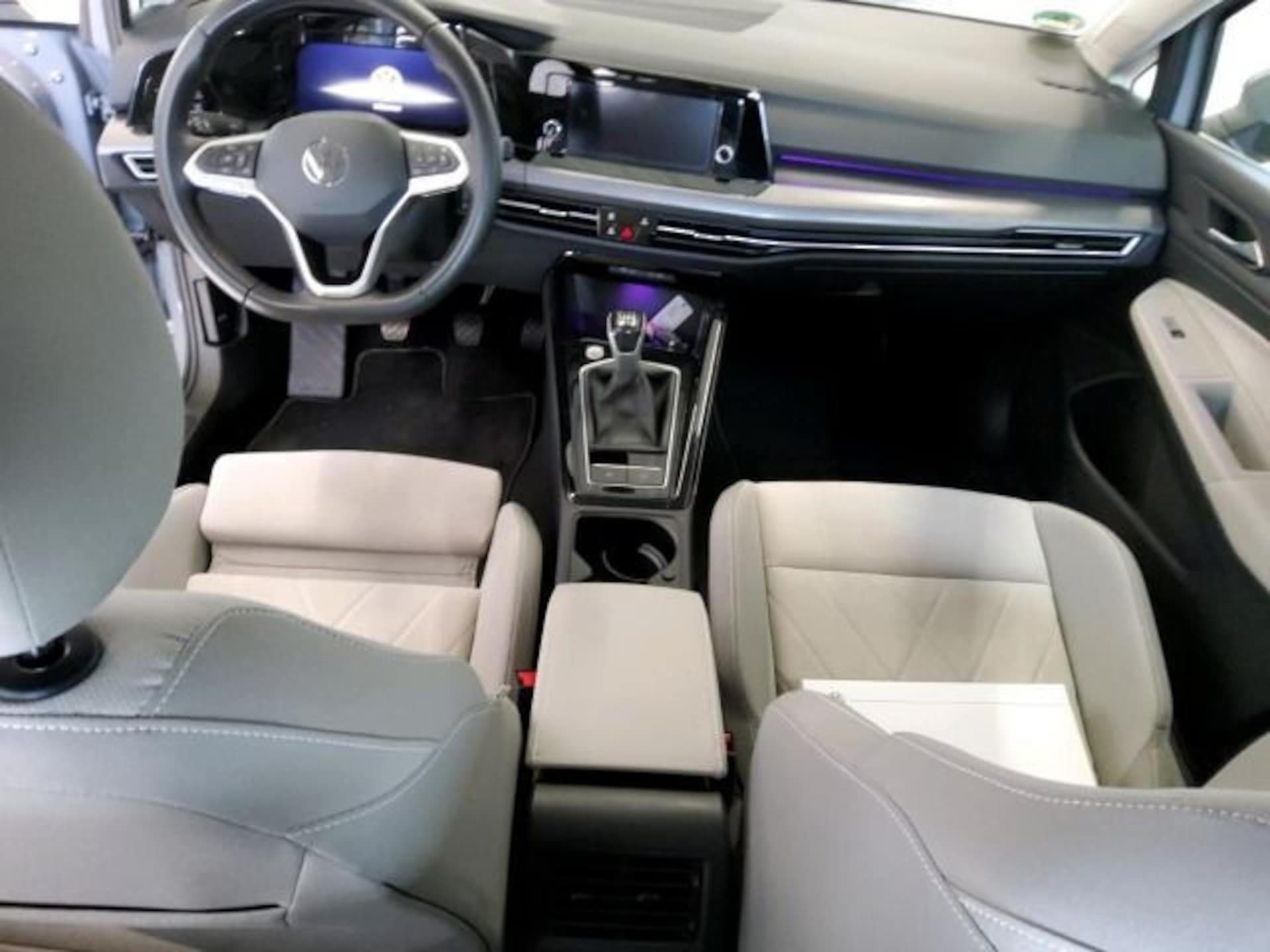 Volkswagen Golf Style