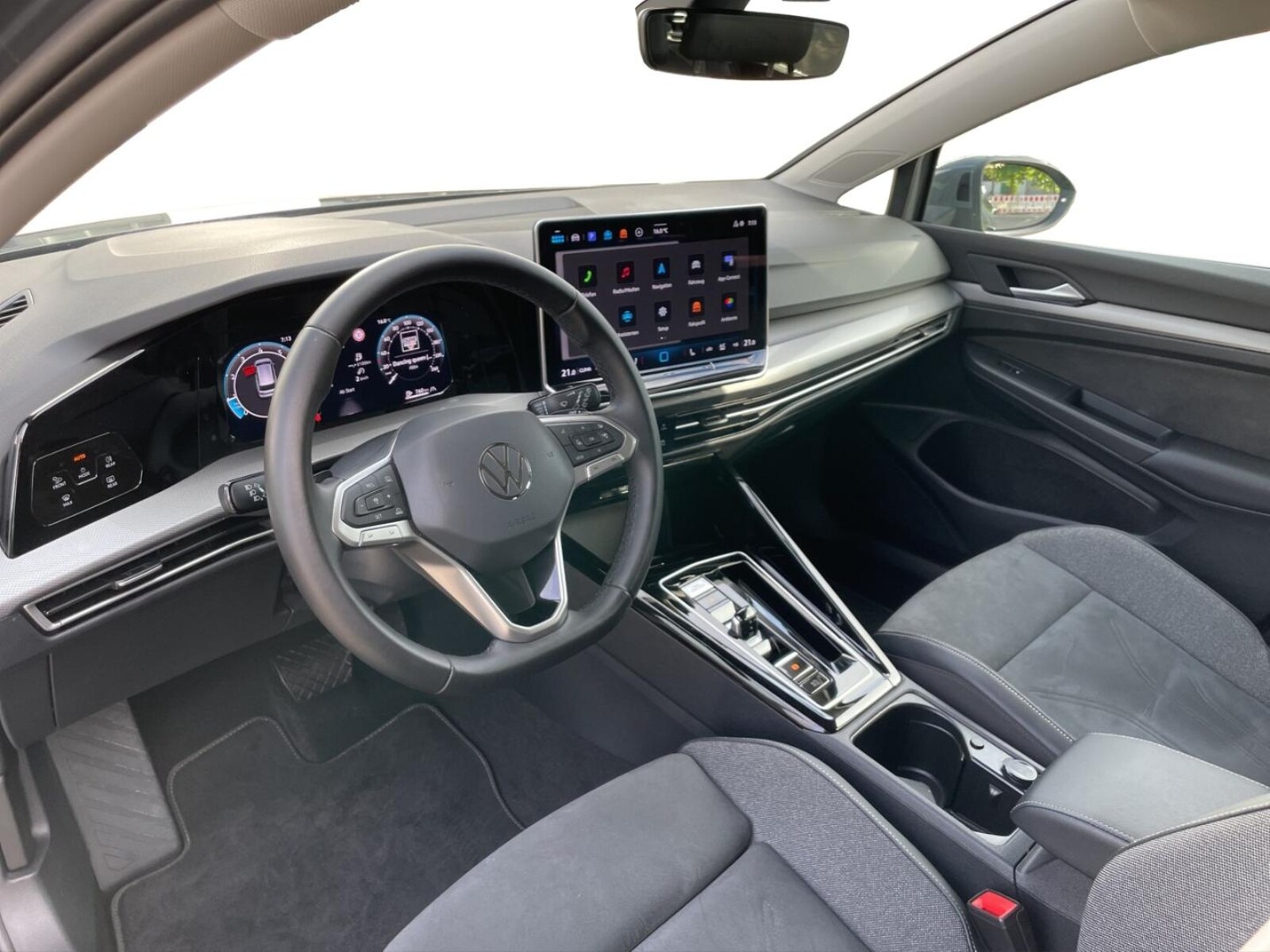 Volkswagen Golf Variant – Bild 8