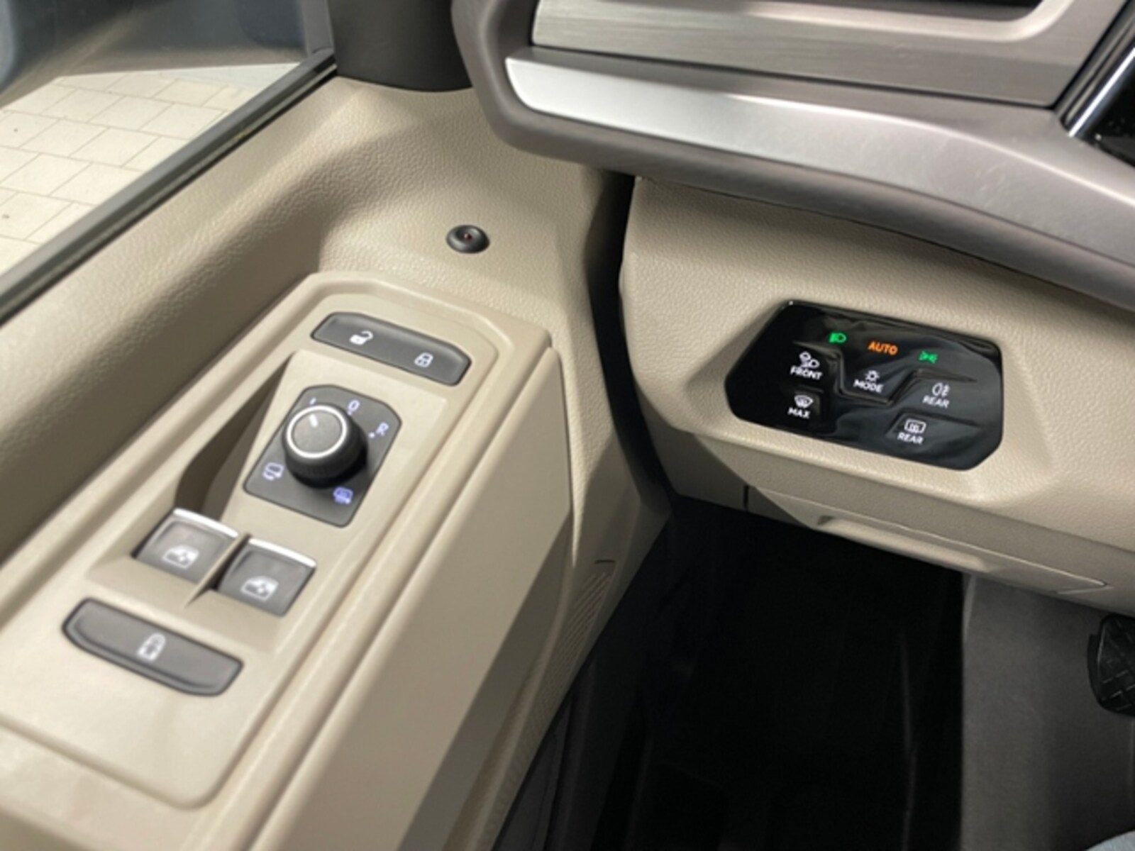 Volkswagen Multivan Langversion – Bild 21