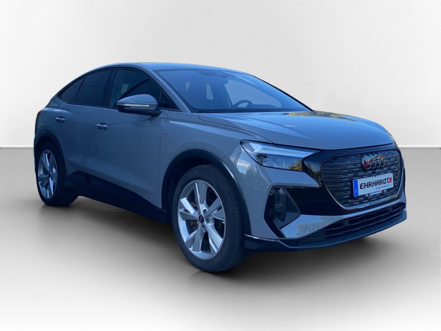 Bild über Audi Q4 Sportback e-tron 40 e-tron - für weitere Informationen kontaktieren Sie den Audi Partner