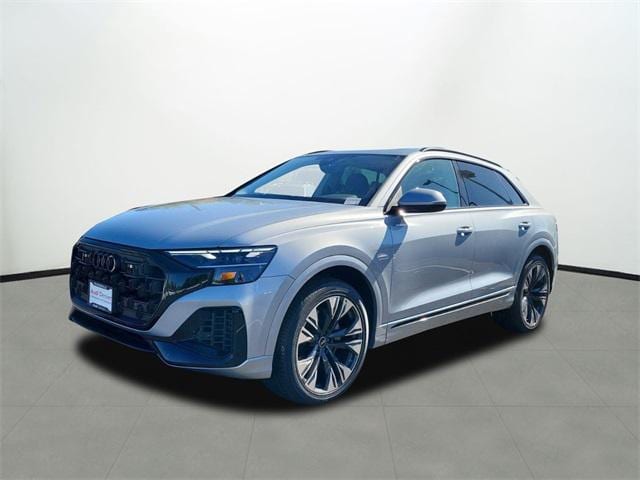 2025 Audi Q8 Premium's photo