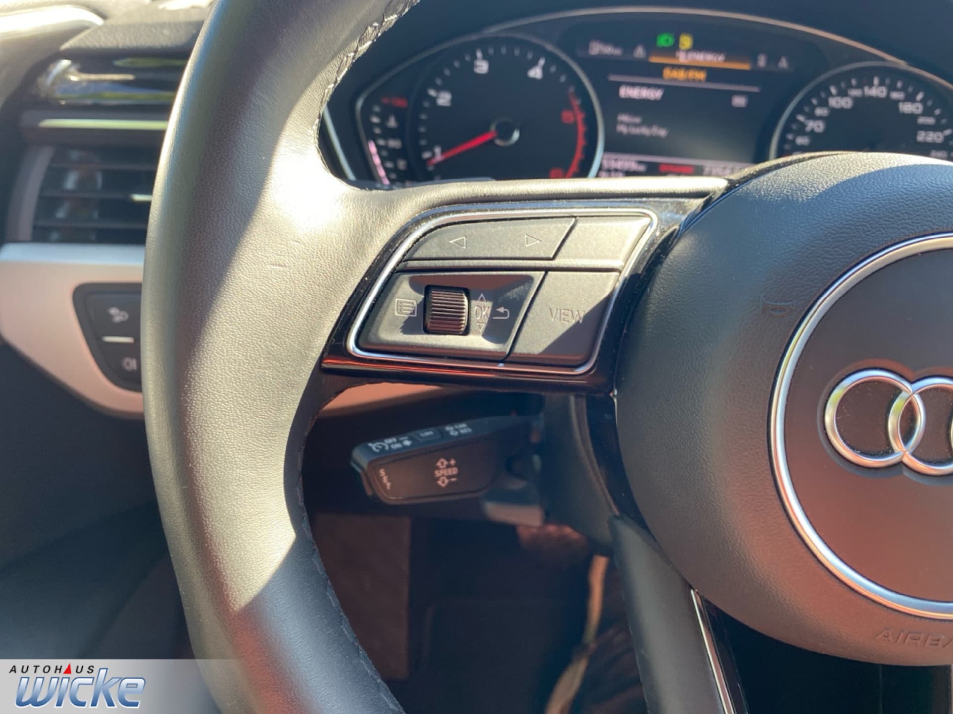 Audi A4 Limousine