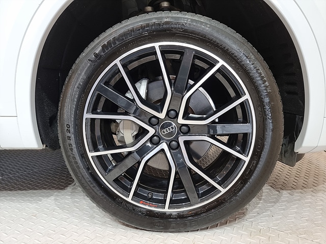 Audi Q5 45 TFSI quattro Premium 195 265 kW hp S tronic 6