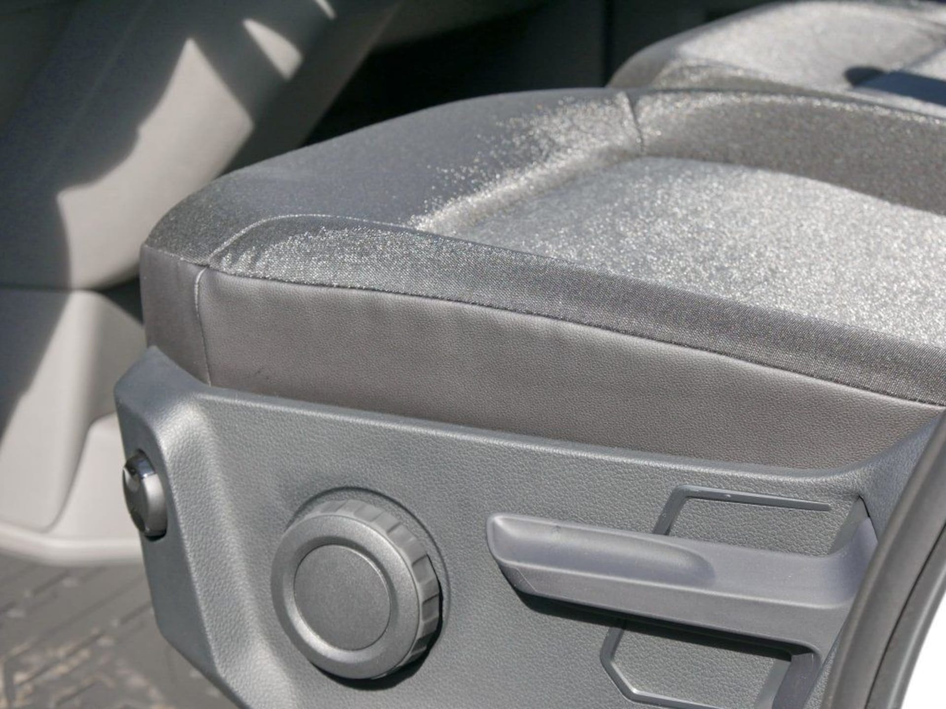 Volkswagen Crafter Kasten langer Radstand