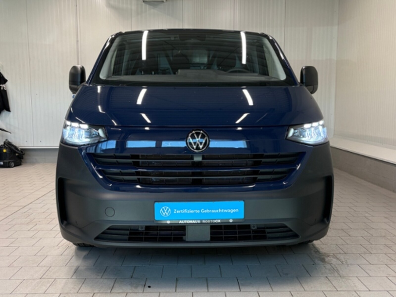 Volkswagen Transporter Kasten kurzer Radstand – Bild 10