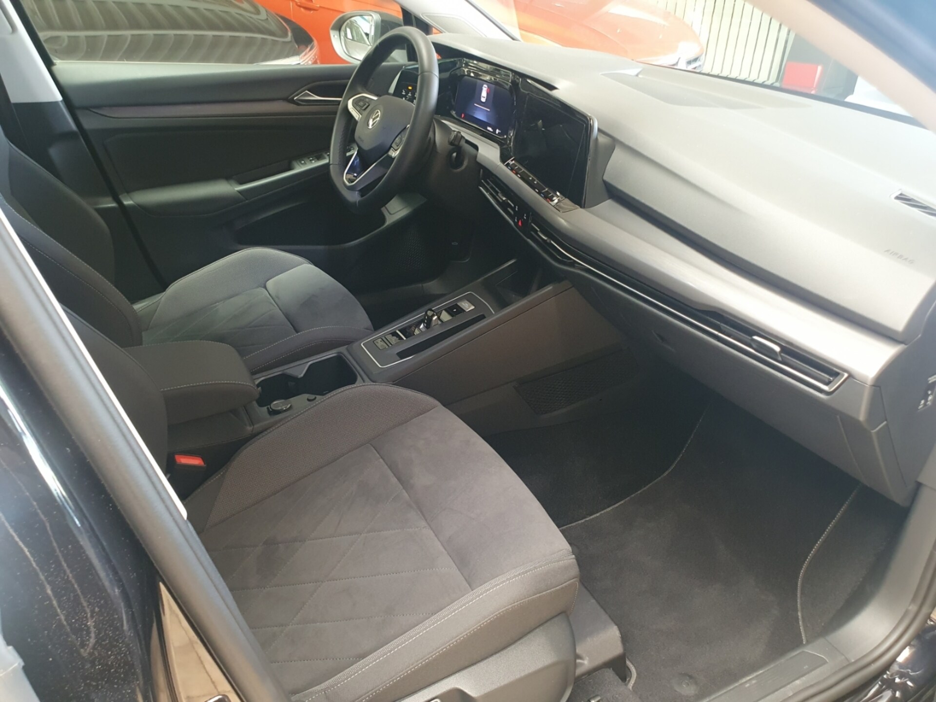 Volkswagen Golf Style