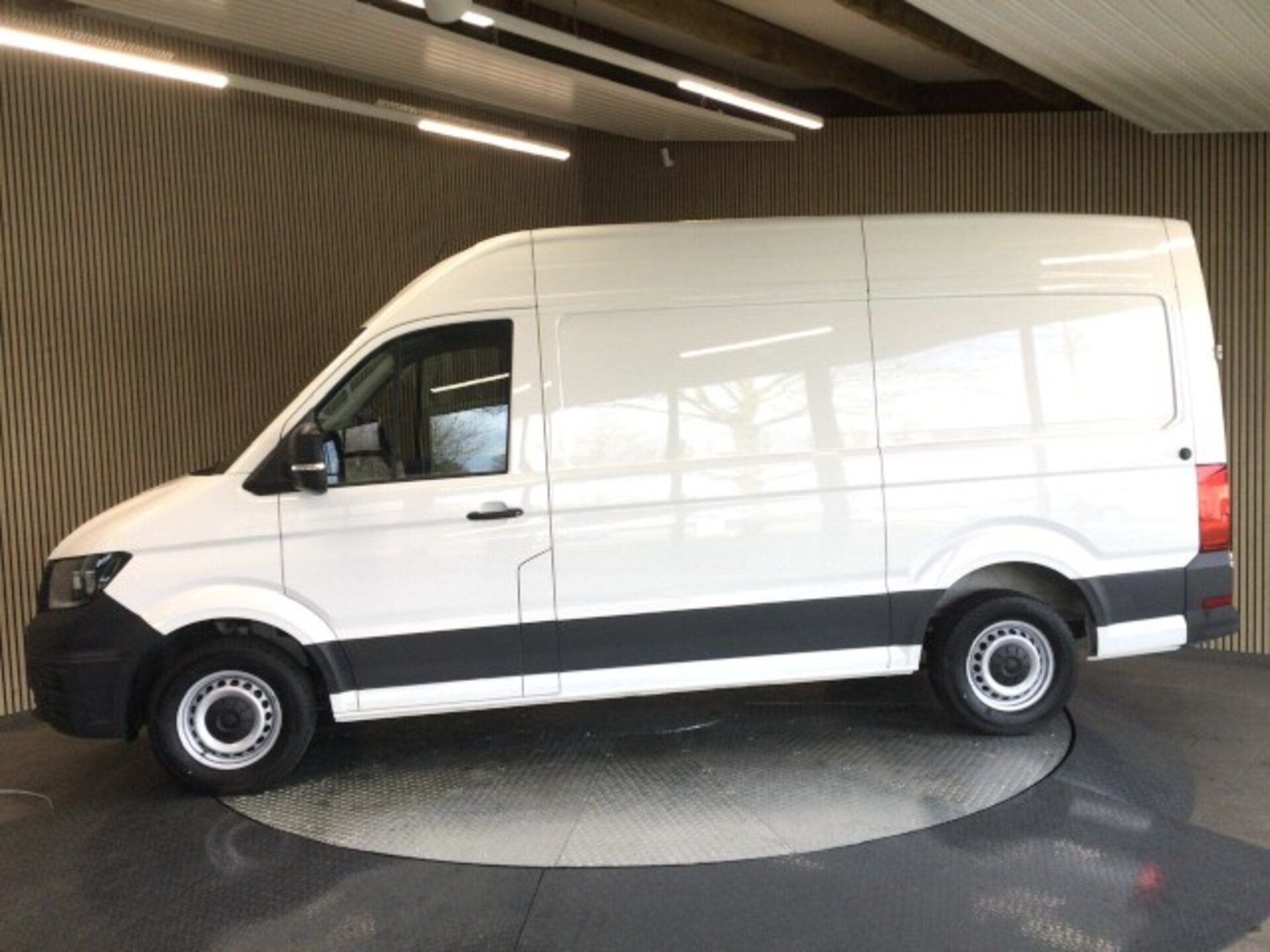 Volkswagen Crafter Kasten mittlerer Radstand