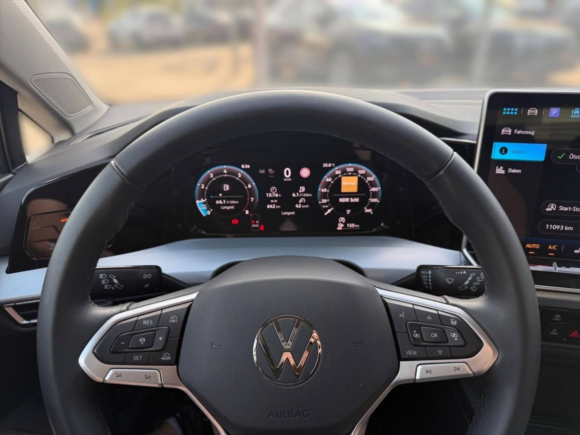 Volkswagen Golf Life
