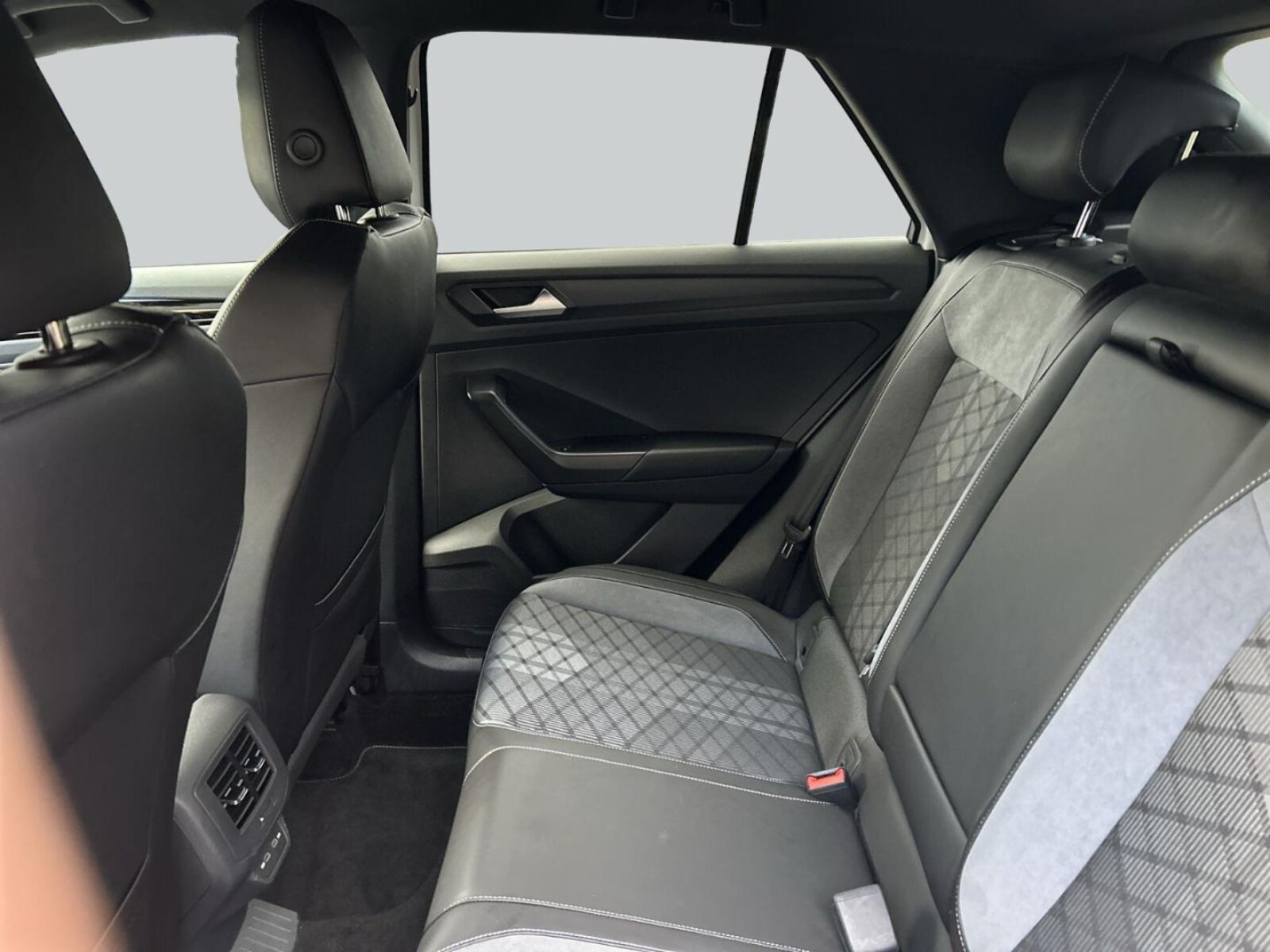 Volkswagen T-Roc – Bild 11