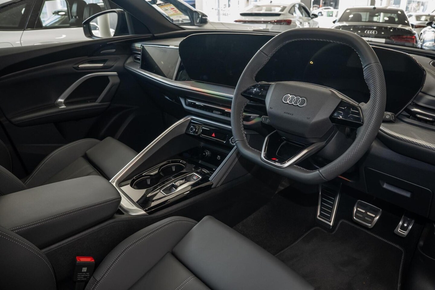 Image about Audi Q5 SUV TDI quattro 150 kW sport