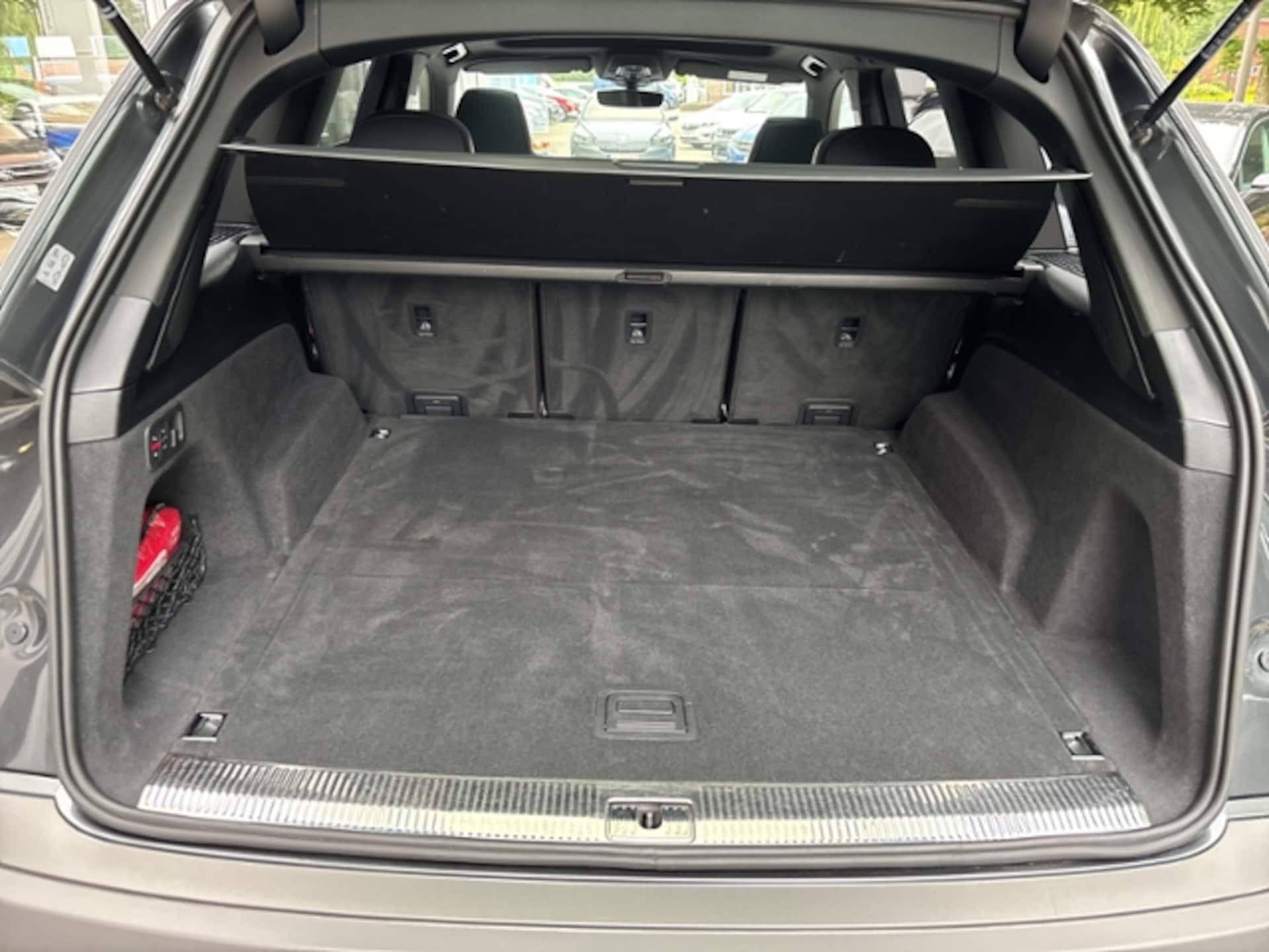 Audi SQ7 SUV