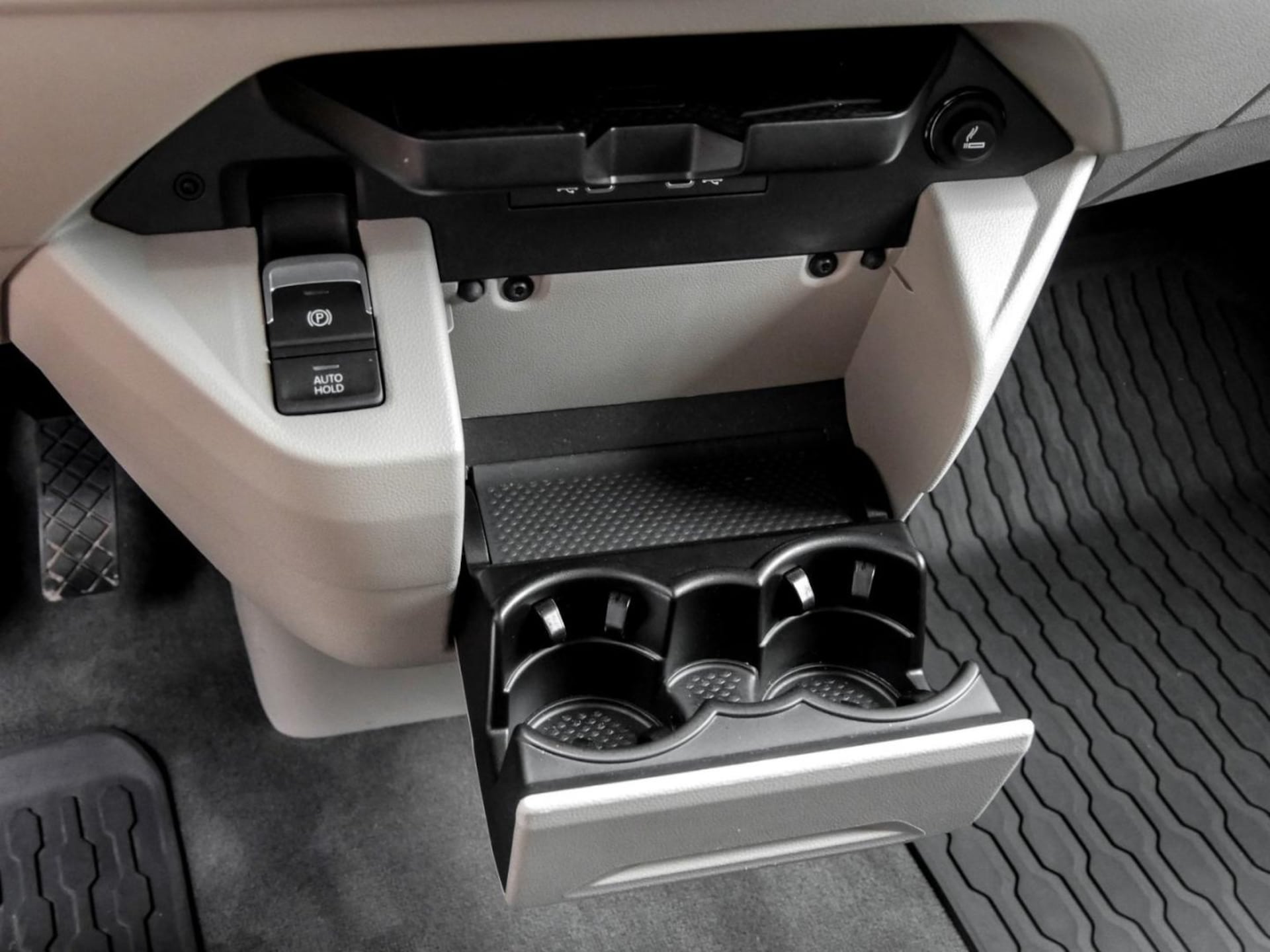 Volkswagen Multivan Basis-Modell