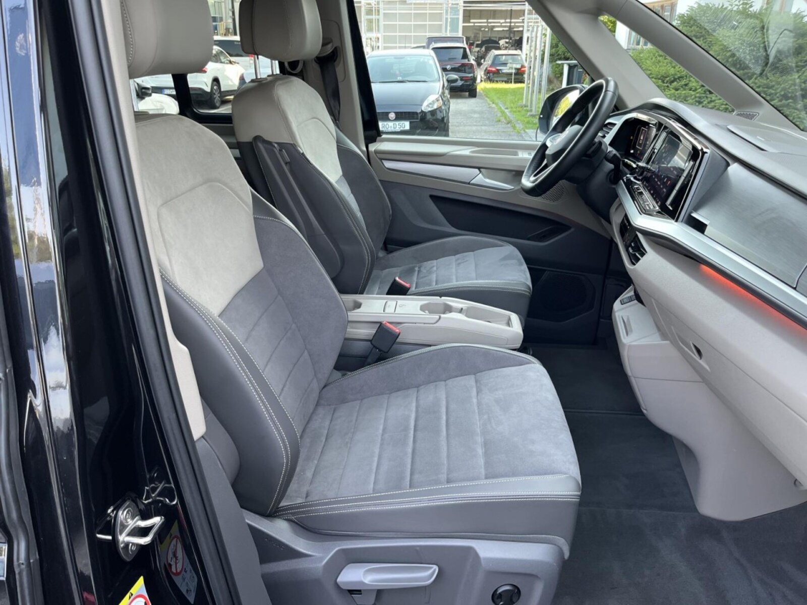 Volkswagen Multivan Langversion – Bild 10
