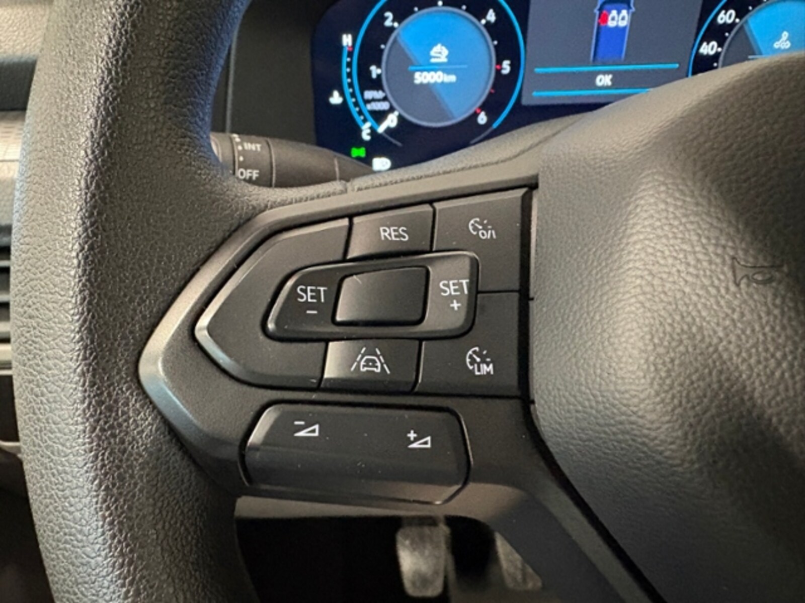 Volkswagen Transporter Kasten kurzer Radstand – Bild 13