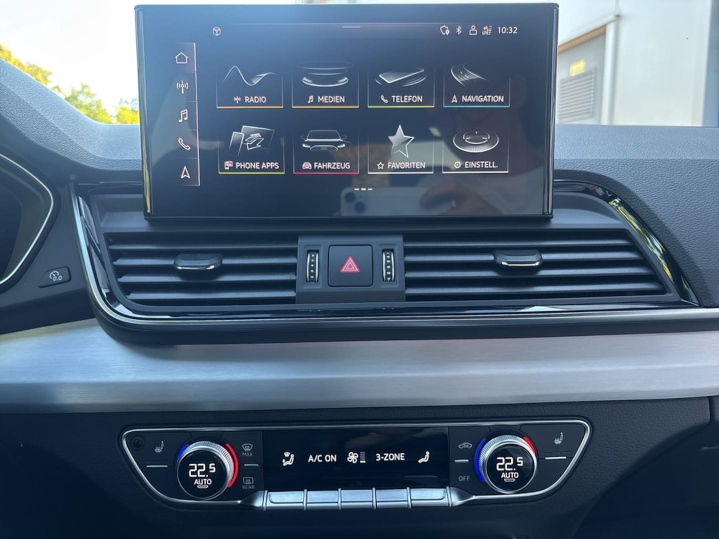 Bild über Audi Q5 TFSI e S line 55 TFSI e quattro S tronic - für weitere Informationen kontaktieren Sie den Audi Partner