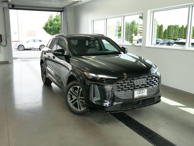 2026 Audi Q5 Premium quattro's photo