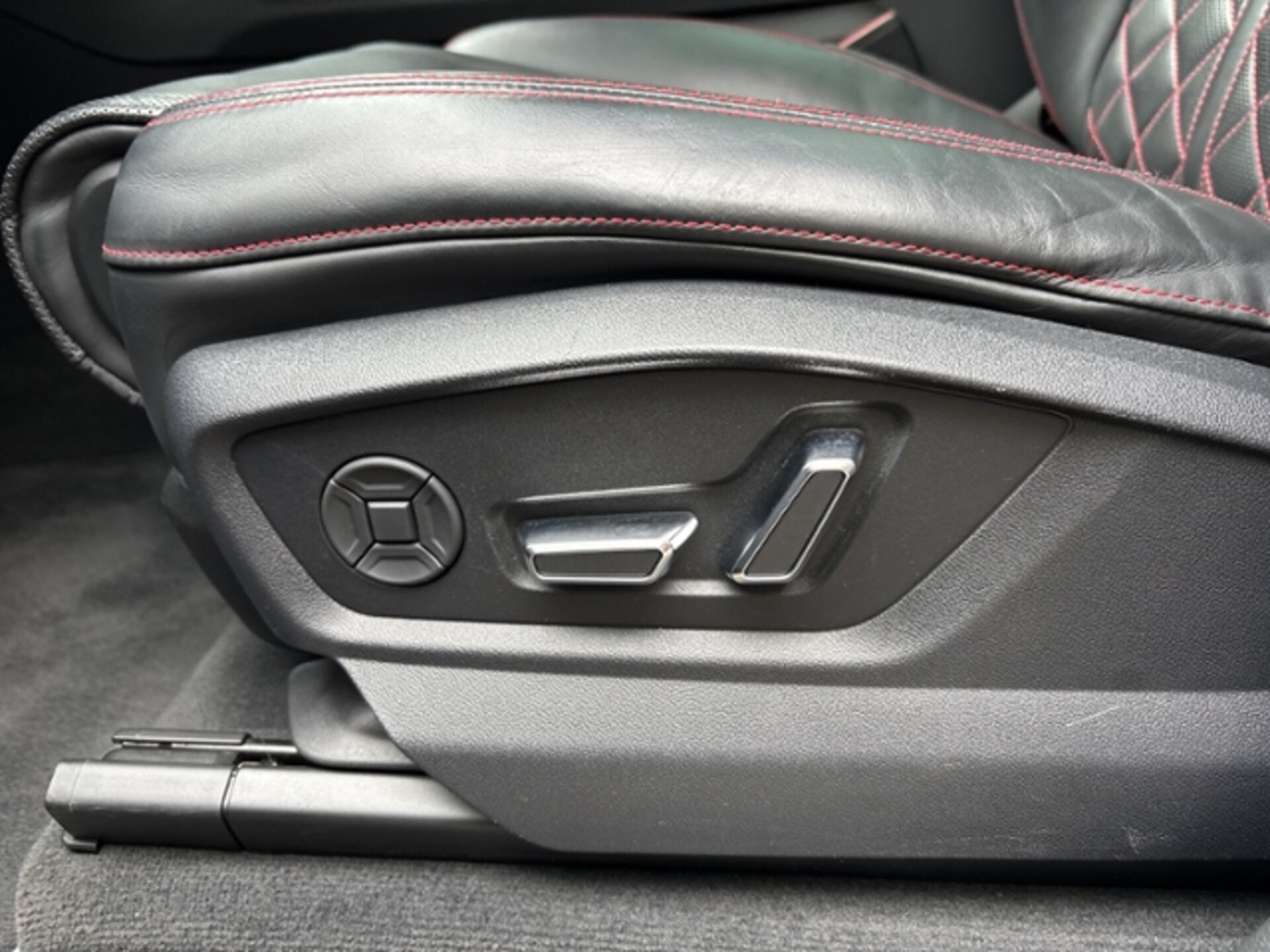 Audi SQ7 SUV